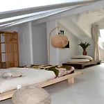 Zen Ar Holiday-Home