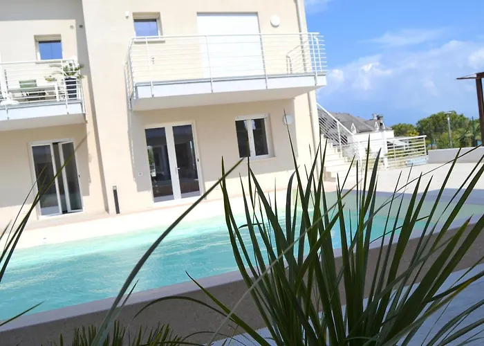 Zen Ar Holiday-Home